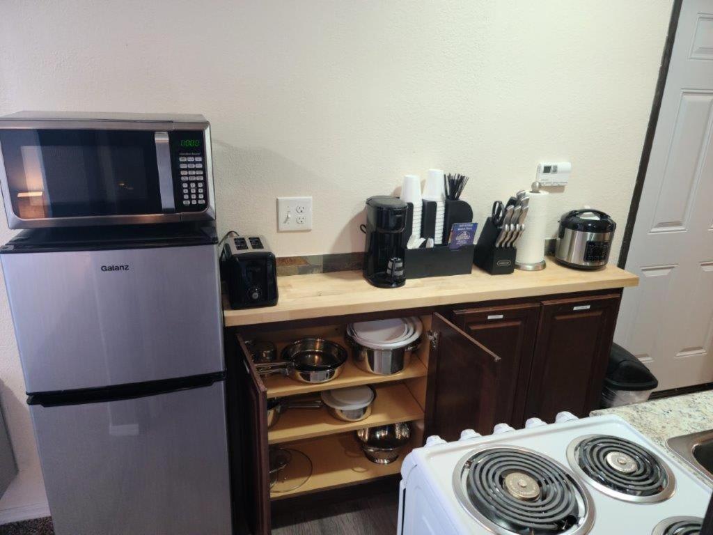 069B Comfortable Suite With Kitchenette And King Bed Near South Rim Sleeps 4 Valle Bagian luar foto