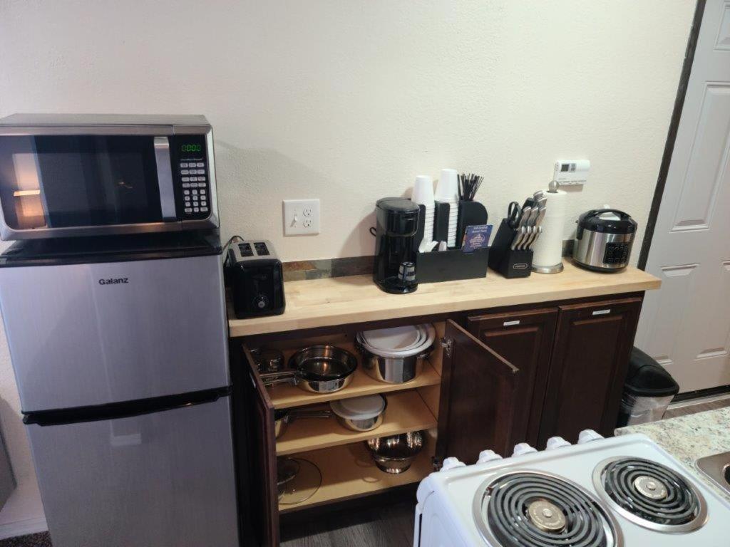 069B Comfortable Suite With Kitchenette And King Bed Near South Rim Sleeps 4 Valle Bagian luar foto